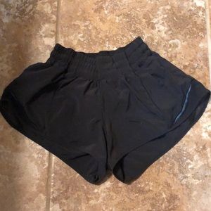 Hotty hot Lululemon run shorts